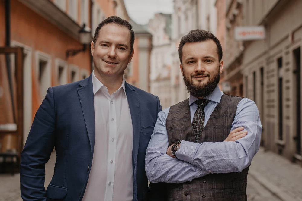 Jacek Hofman i Tomasz Mazurowski z HOMA Investment